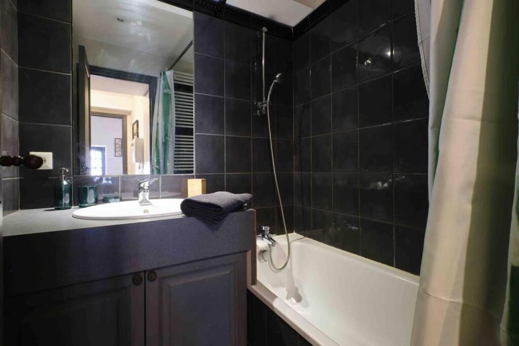 Centre Ville Appartement 75M2, Avec 3 Chambres Carcassonne Exterior foto